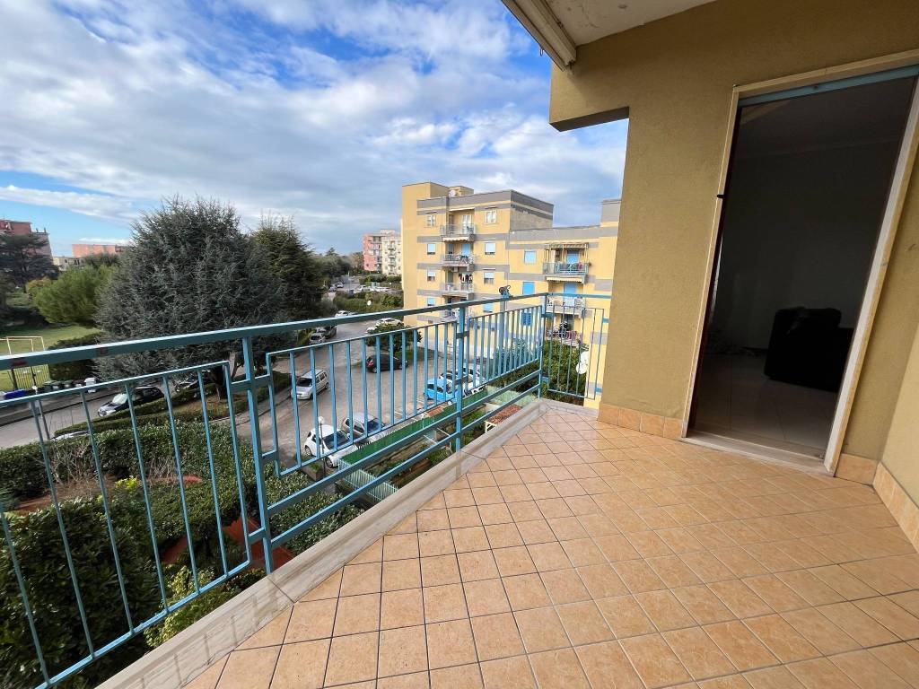 Appartamento a Pozzuoli in Via Alfredo Panzini - Foto 3