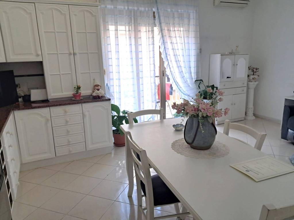 Appartamento a Carlentini in Via Fontenuovo - Foto 2