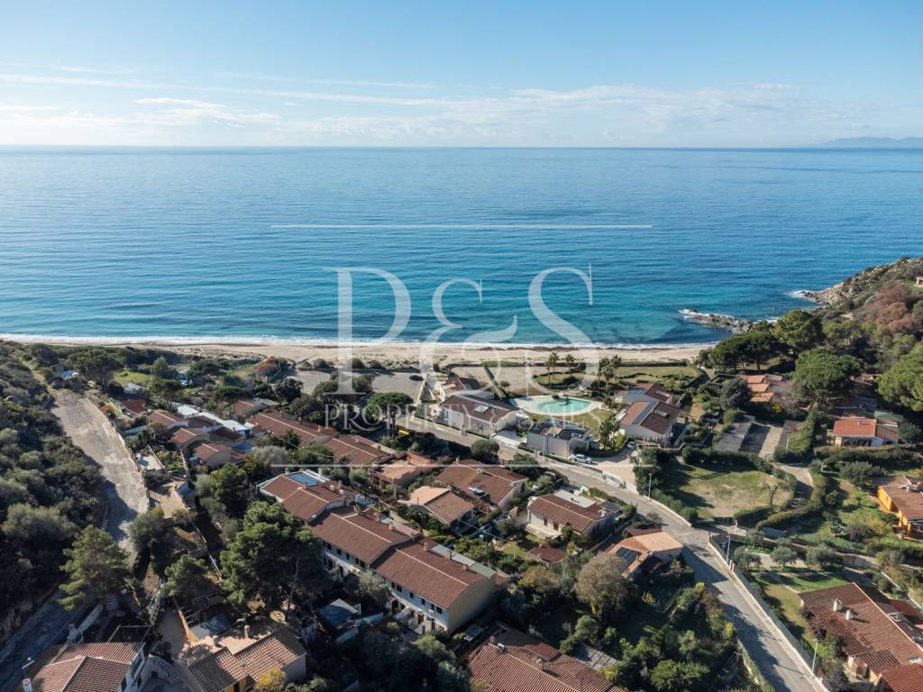 Villa a Quartu sant'elena in Via Sirio - Foto 2