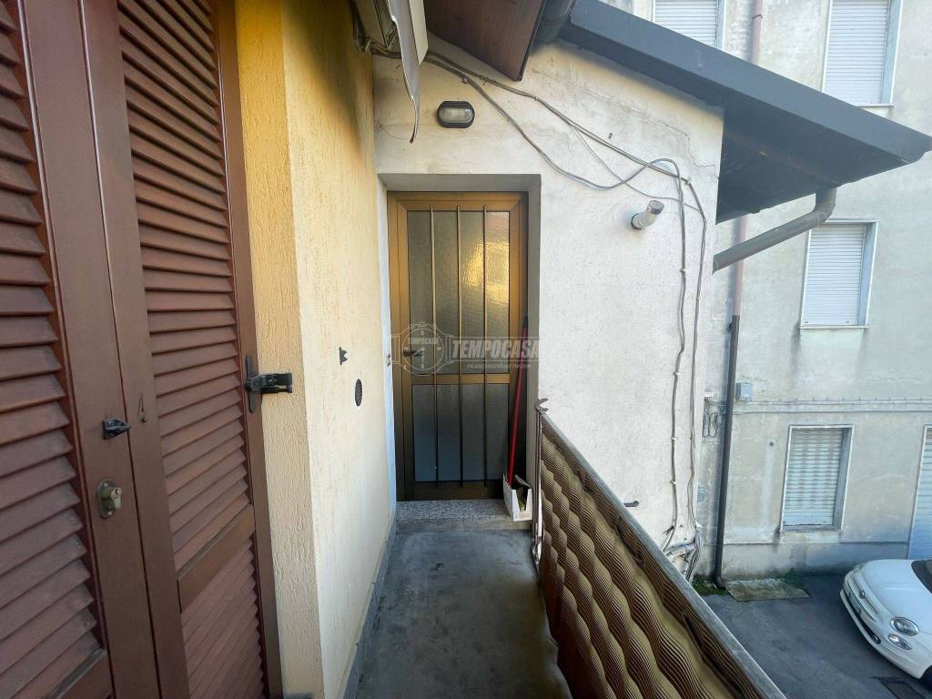 Appartamento a Bovisio-masciago in Via Enrico Toti - Foto 4