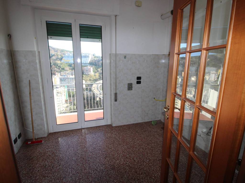 Appartamento a Genova in Via Villini Ambrogio Negrone - Foto 2