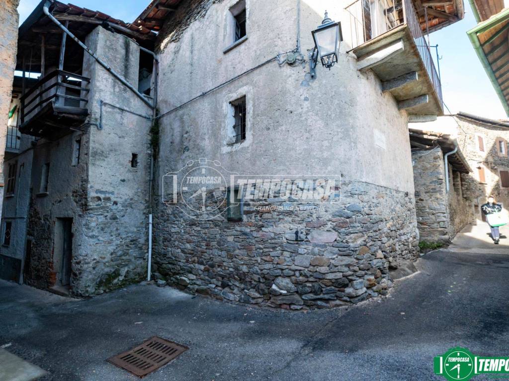 Rustico / casale a Lesa in Via Regina Margherita, Calogna 21 - Foto 5