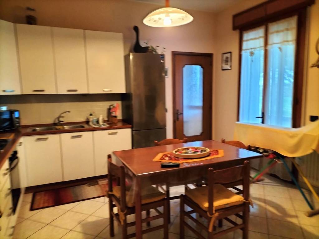 Villa a Gavello in GAVELLO- Via Veneziano , 2 - Foto 3