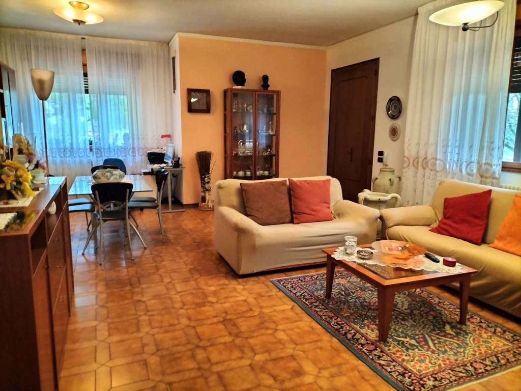 Villa a Gavello in GAVELLO- Via Veneziano , 2 - Foto 5