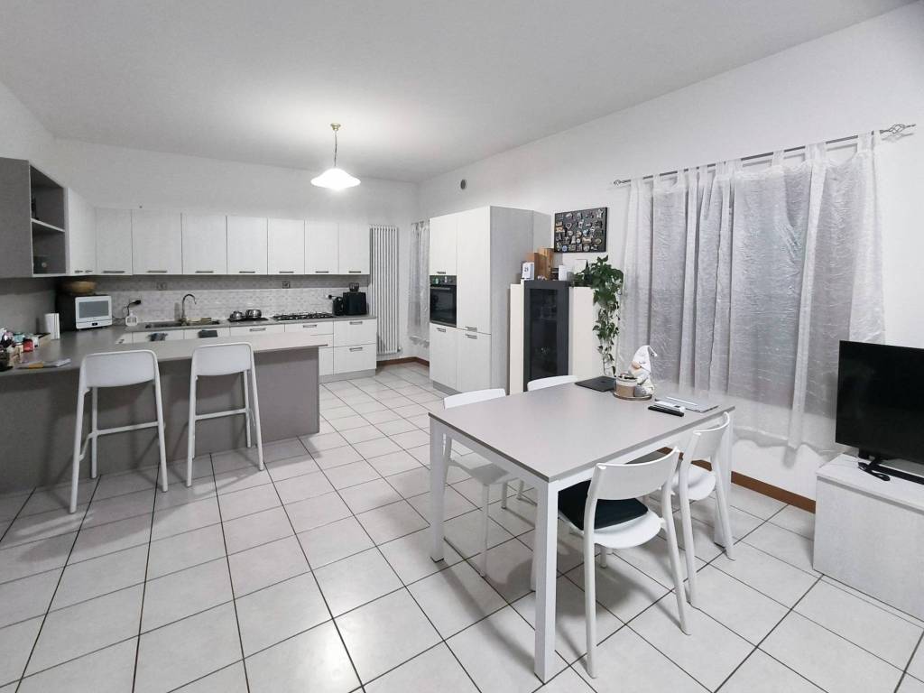 Appartamento a Breganze in Via Castelletto, 14 - Foto 3