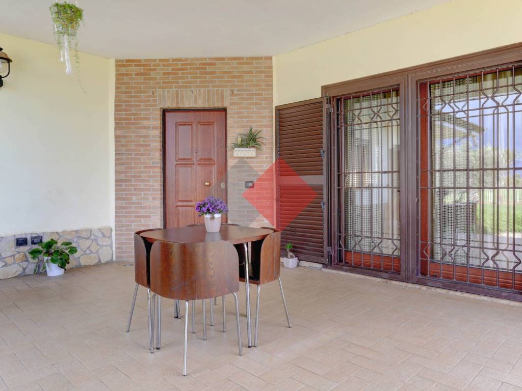 Villa a Latina in Strada Piscina Scura - Foto 3