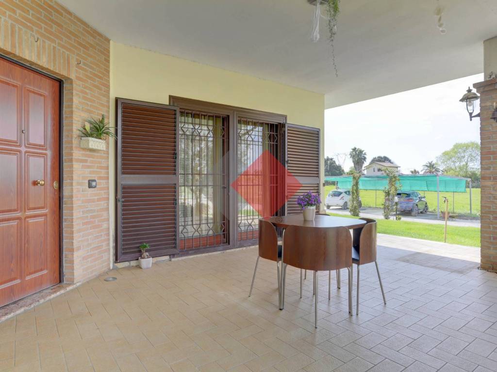 Villa a Latina in Strada Piscina Scura - Foto 4