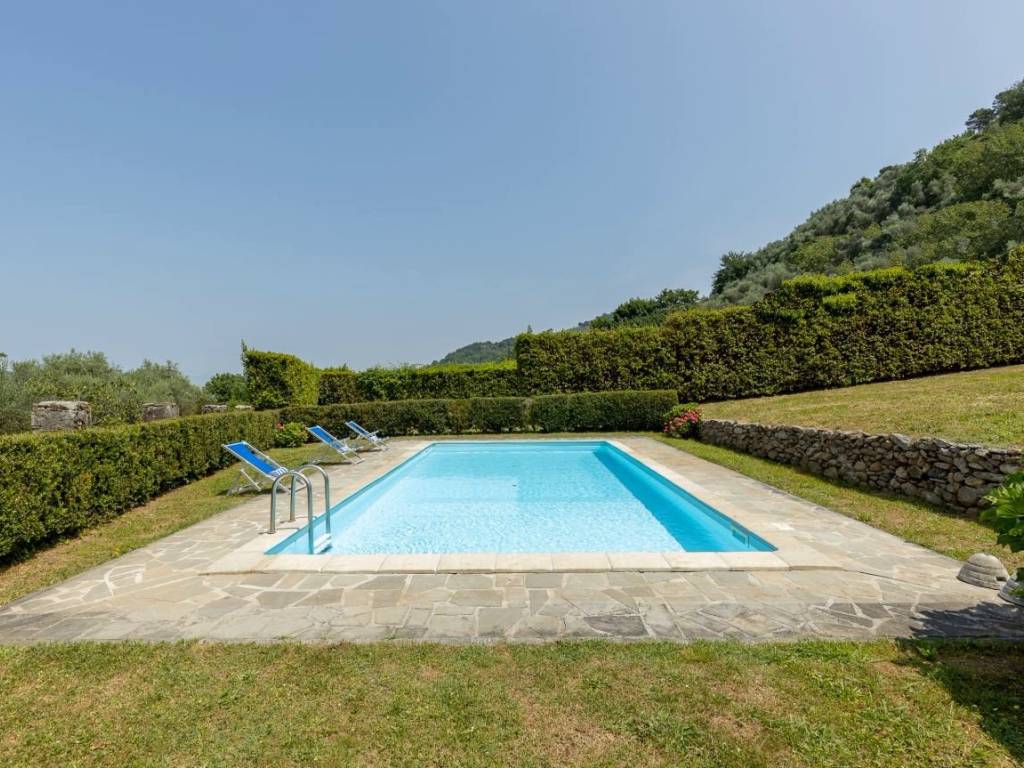 Villa a Lucca in Via di Vicopelago - Foto 2