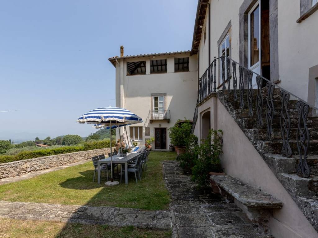 Villa a Lucca in Via di Vicopelago - Foto 3