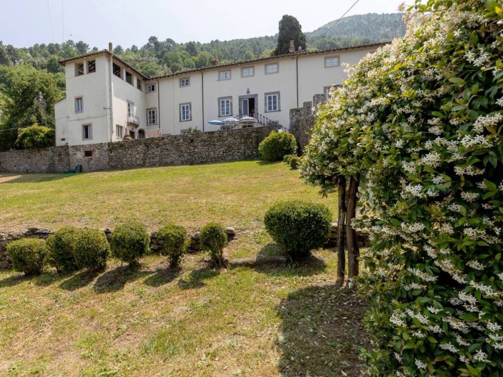 Villa a Lucca in Via di Vicopelago - Foto 4
