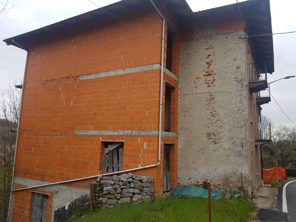 Palazzo / stabile a Biella in Via Giuseppe Garibaldi - Foto 2