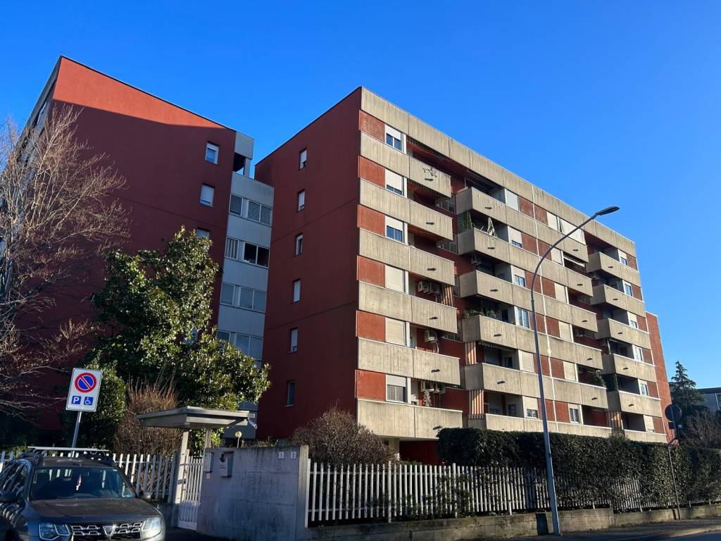 Appartamento a Gallarate in Via Salvador Allende, 1 - Foto 2