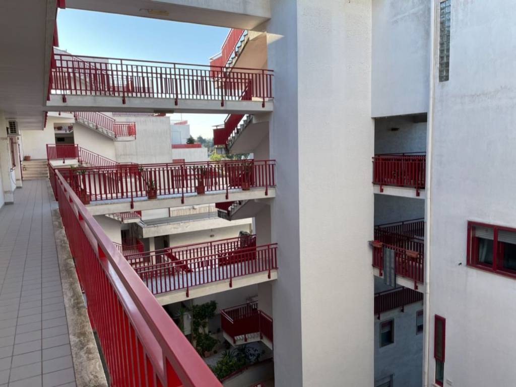 Appartamento a Ceglie messapica in Sacerdote paolo lisi, 19 - Foto 5