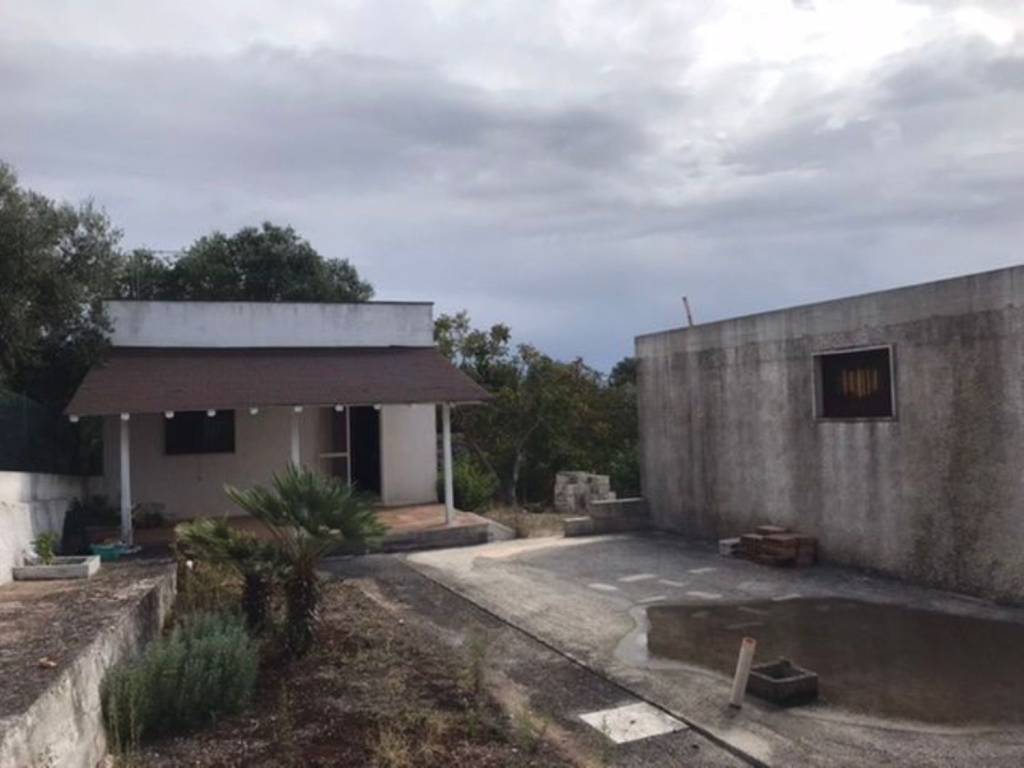 Villa a Ceglie messapica in lecci - Foto 5