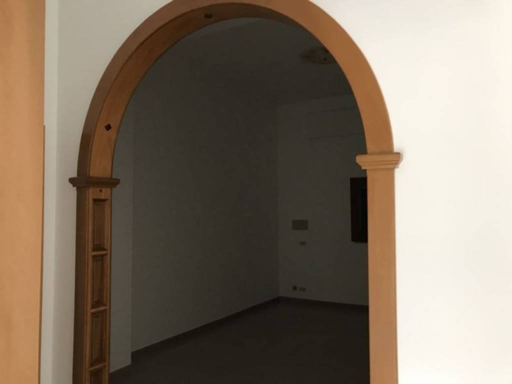 Appartamento a Ceglie messapica in Via Giuseppe Ungaretti - Foto 2