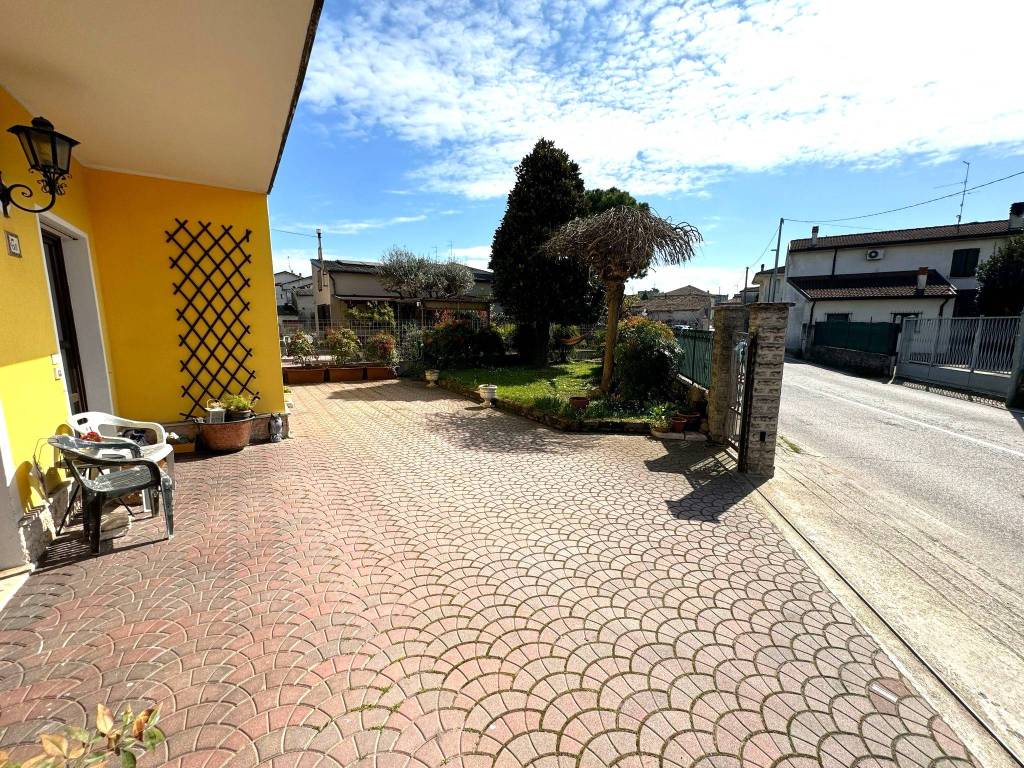Villa a Bovolone in Via Caltrane - Foto 4