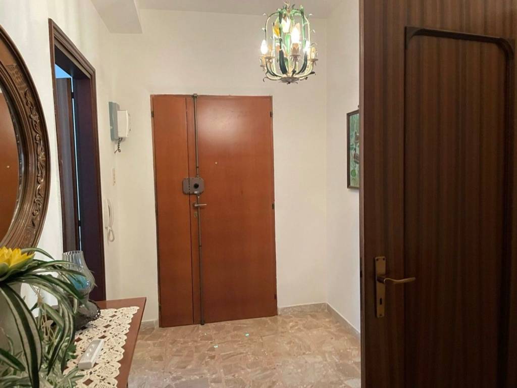 Appartamento a Ceglie messapica in Venezia - Foto 2