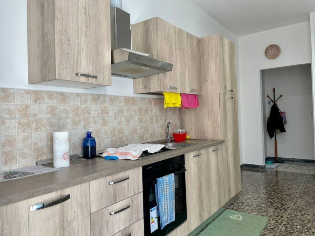 Appartamento a Ceglie messapica in Via Archimede - Foto 2