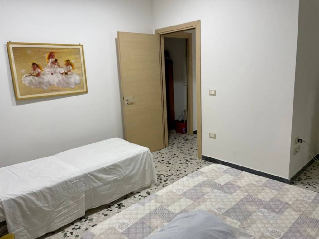 Appartamento a Ceglie messapica in Via Archimede - Foto 5