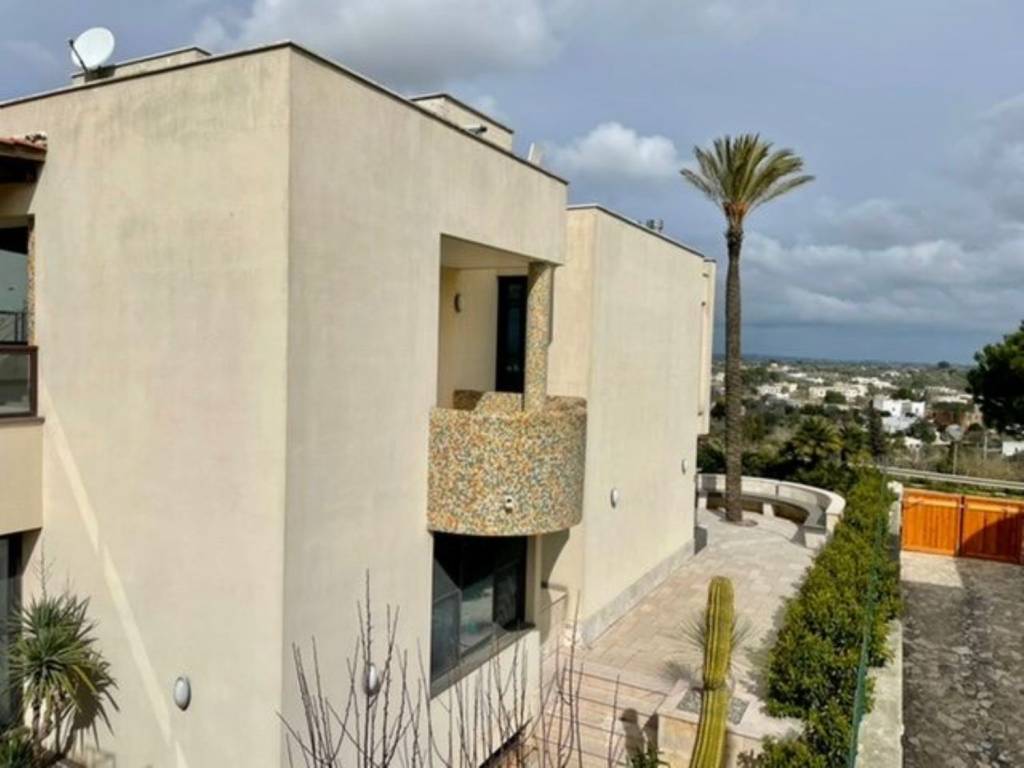 Villa a Ceglie messapica in Don Rocco Gallone - Foto 5