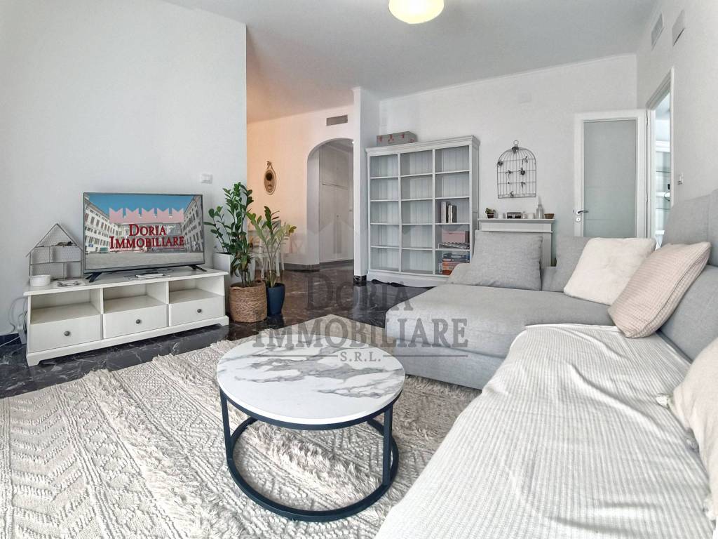 Appartamento a Genova in Via Angelo Carrara - Foto 5