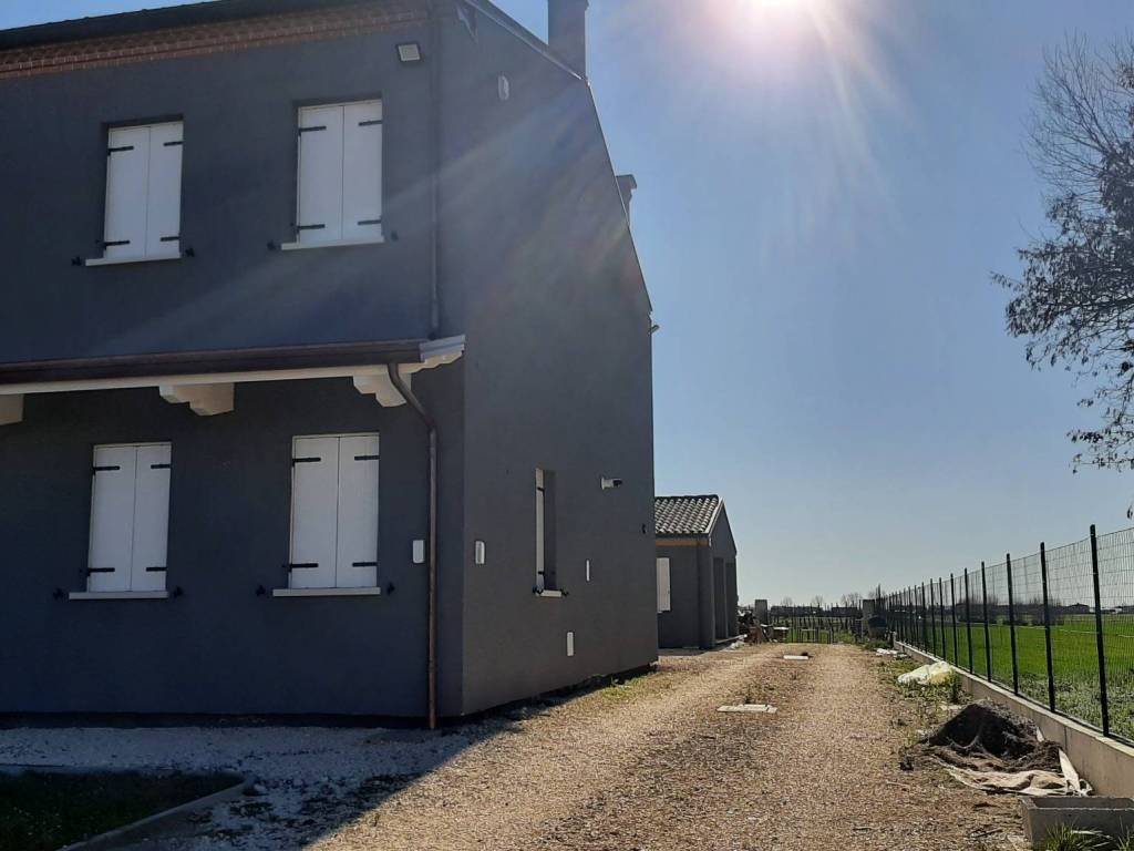 Villa a Montagnana in Via Luppia Alberi - Foto 2