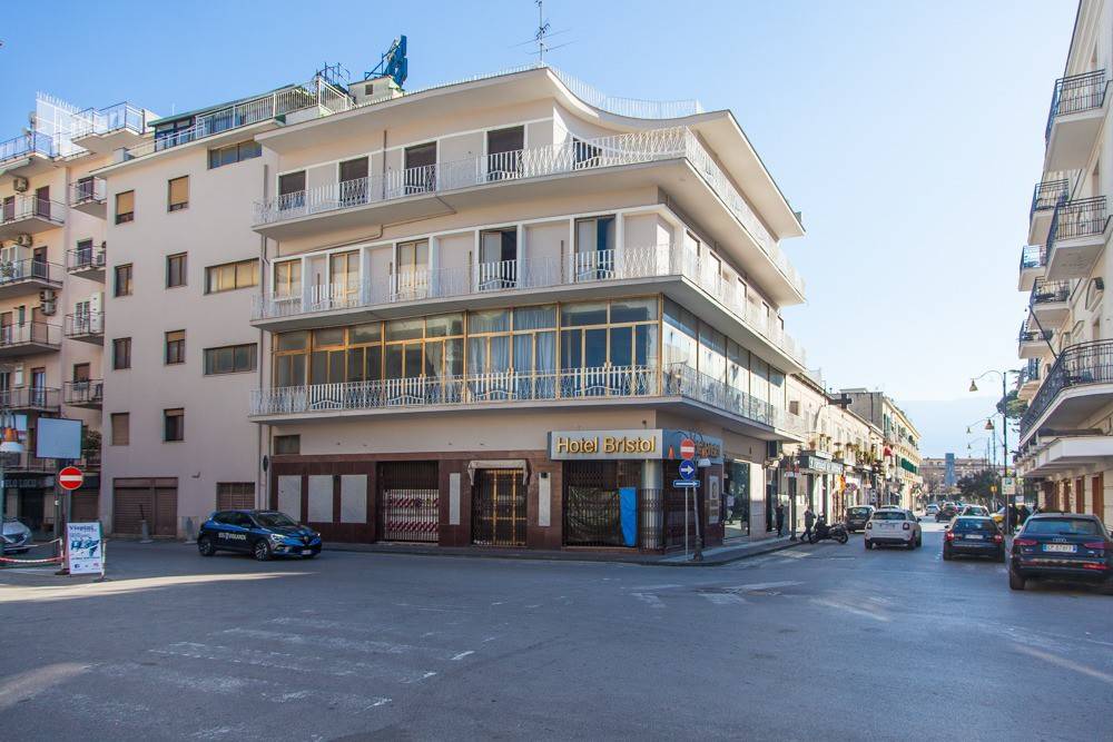 Palazzo / stabile a Pompei in Via Piave, 54 - Foto 2