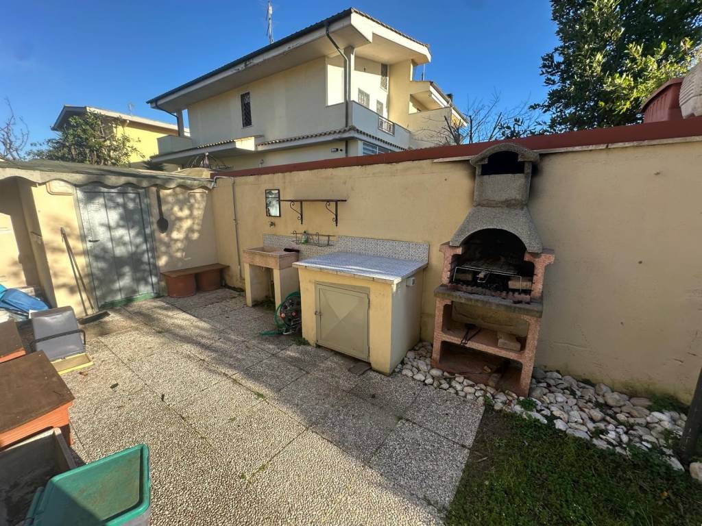 Villa a Fiumicino in Via Capo Boi - Foto 4