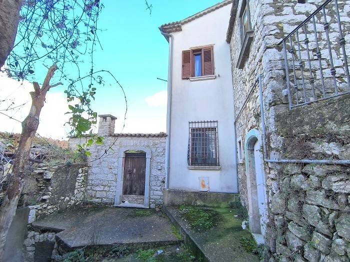 Villa a Gesualdo in Via Portaguardabene S.N.C. - Foto 2