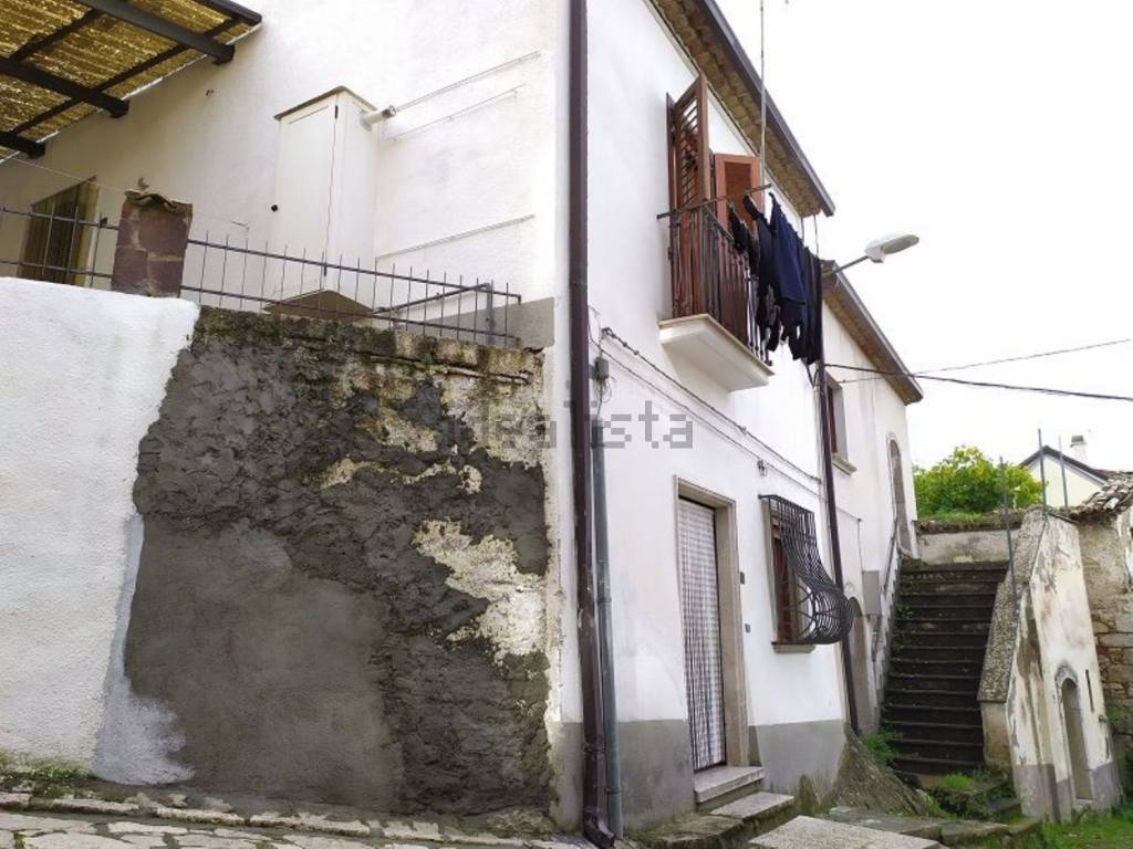 Villa a Gesualdo in Via Discesa Neviera S.N.C. - Foto 4