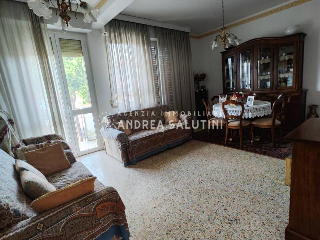 Appartamento a Pontedera in Viale Italia, , 18 - Foto 2