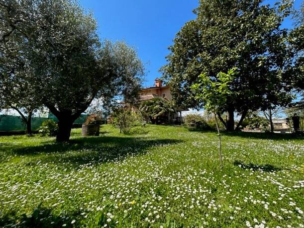 Villa a Forano in Strada Regionale Sabina - Foto 2