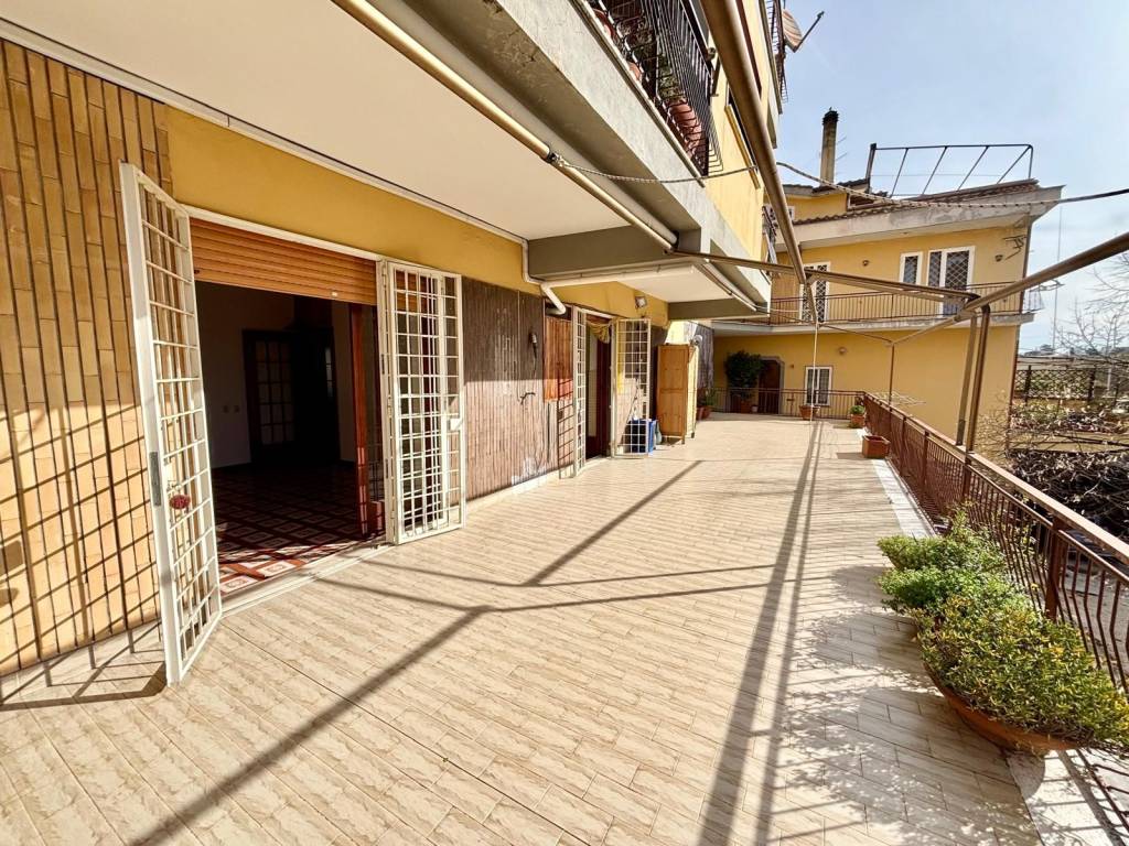 Appartamento a Monterotondo in Viale Giuseppe Serrecchia - Foto 2