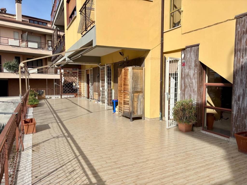 Appartamento a Monterotondo in Viale Giuseppe Serrecchia - Foto 5