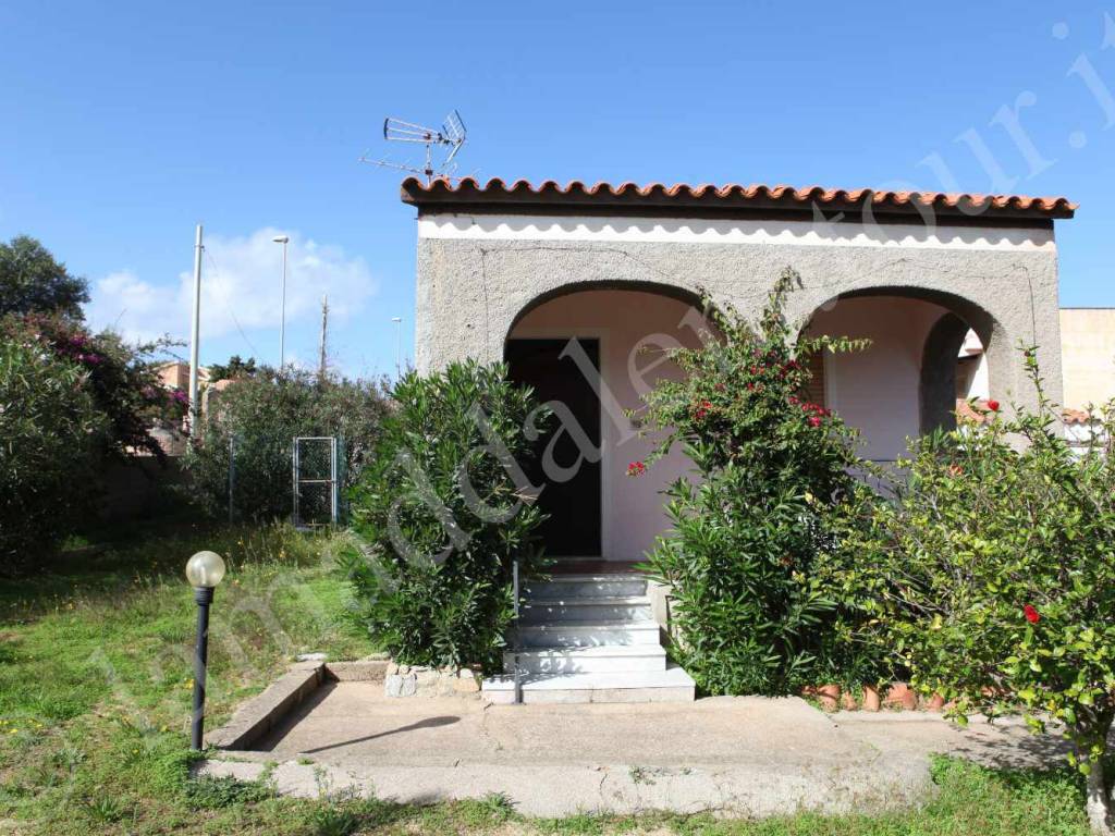 Casa indipendente a La maddalena in Regione Mongiardino, 12 - Foto 2