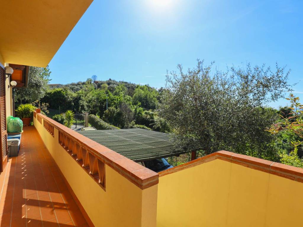 Villa a Pietrasanta in Via Capezzano, 70 - Foto 3