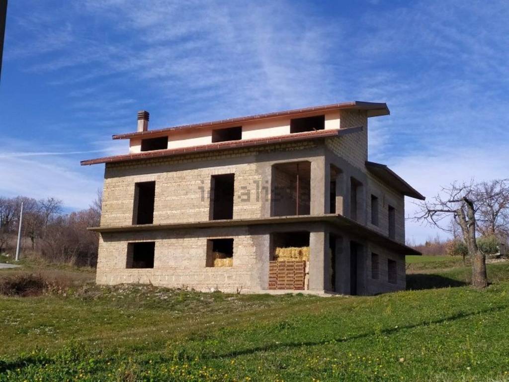 Villa a Gesualdo in Contrada Boschetto S.N.C. - Foto 2
