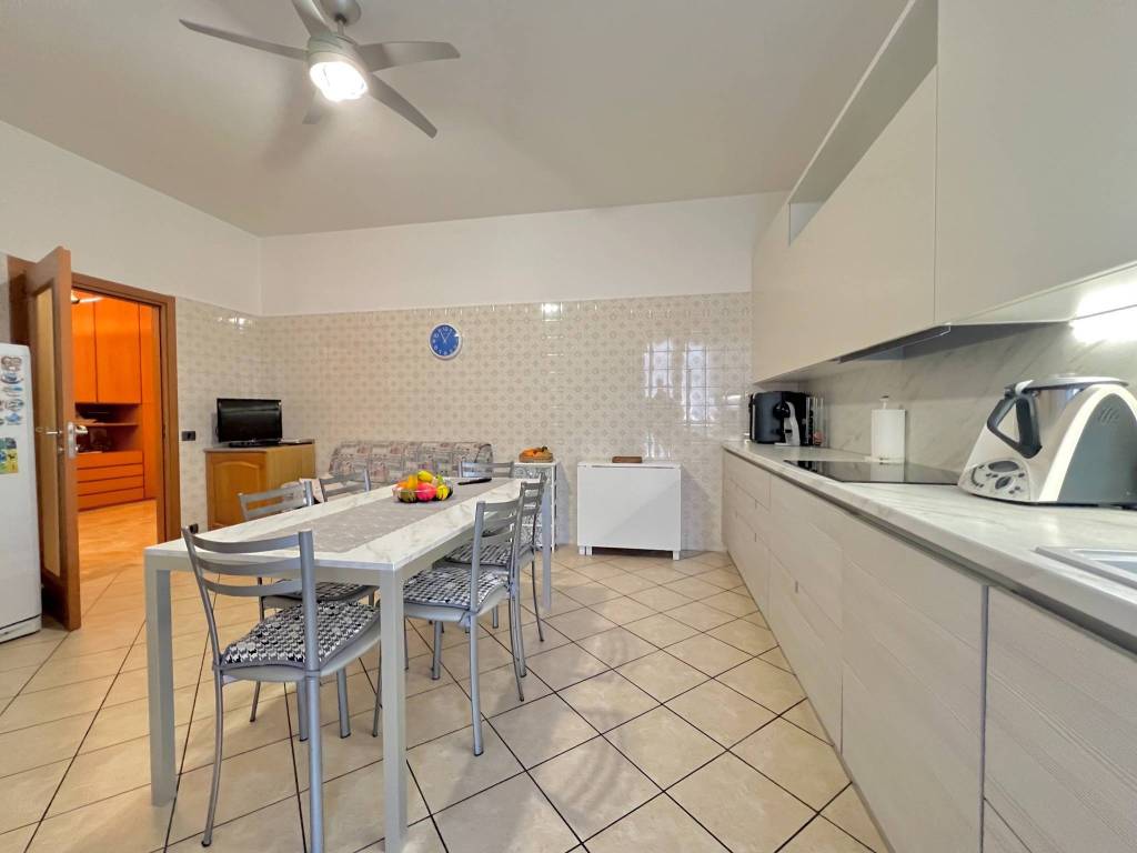 Appartamento a Casazza in Via Guglielmo Marconi, 9 - Foto 2