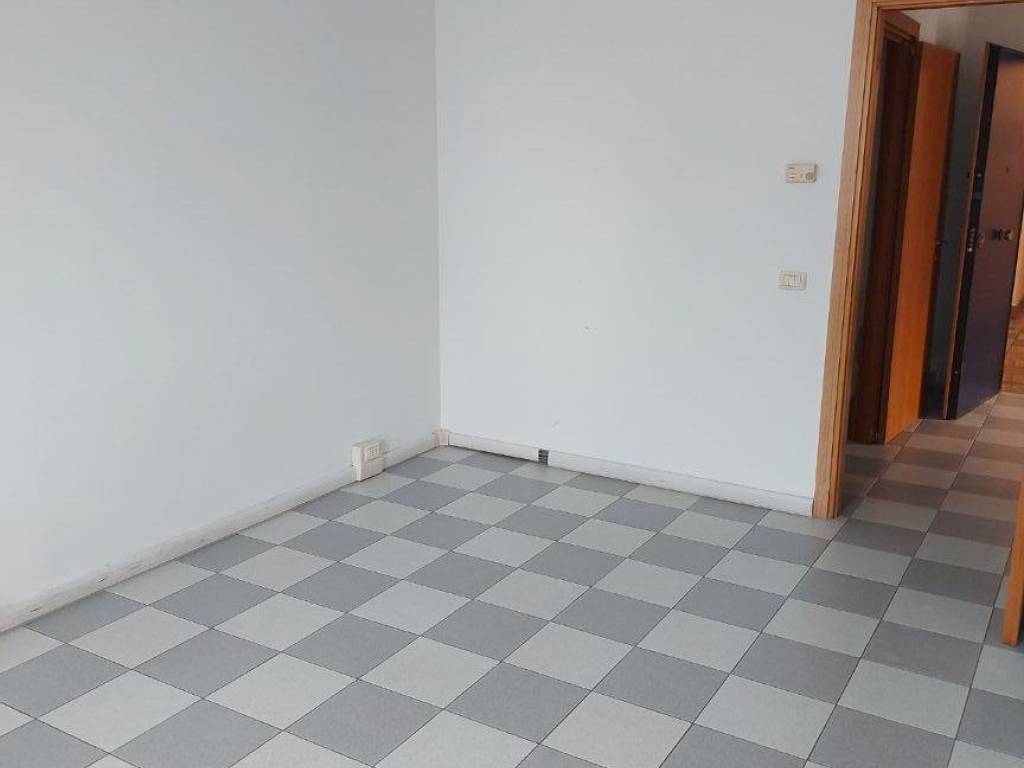 Immobile a Latina in Viale Pier Luigi Nervi - Foto 3