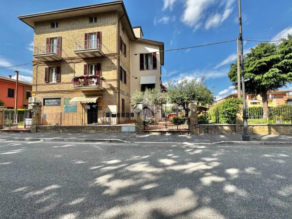 Appartamento a Assisi in Via Becchetti, 48 - Foto 3