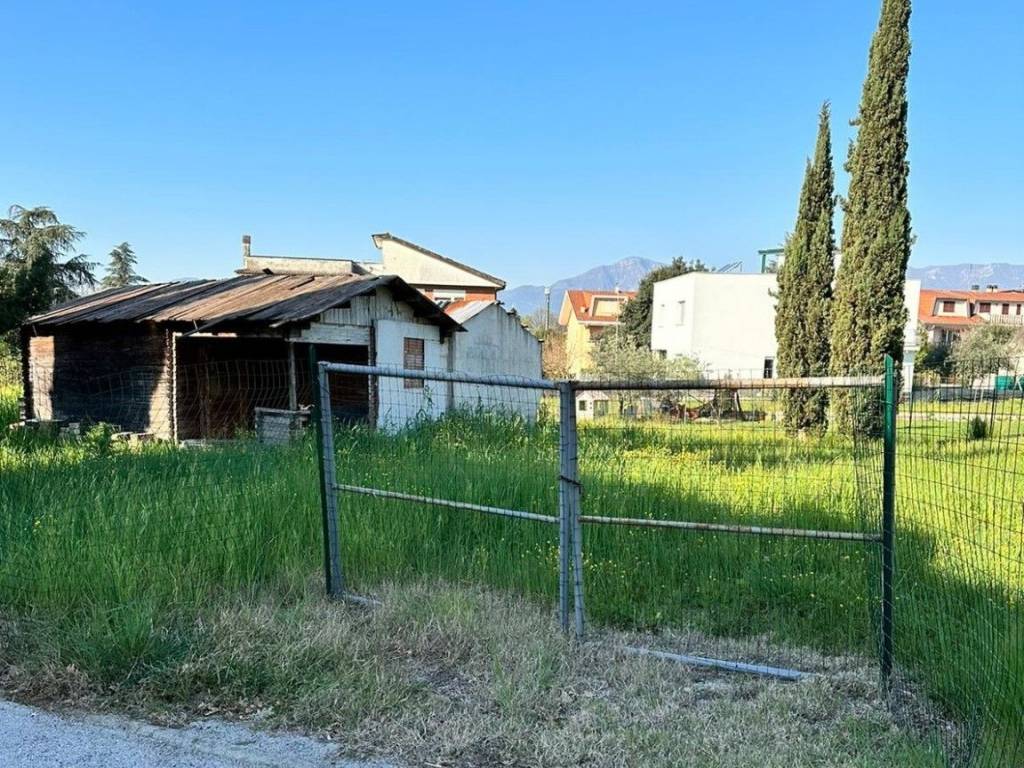 Terreno a Frosinone in Via Tommaso Landolfi - Foto 2
