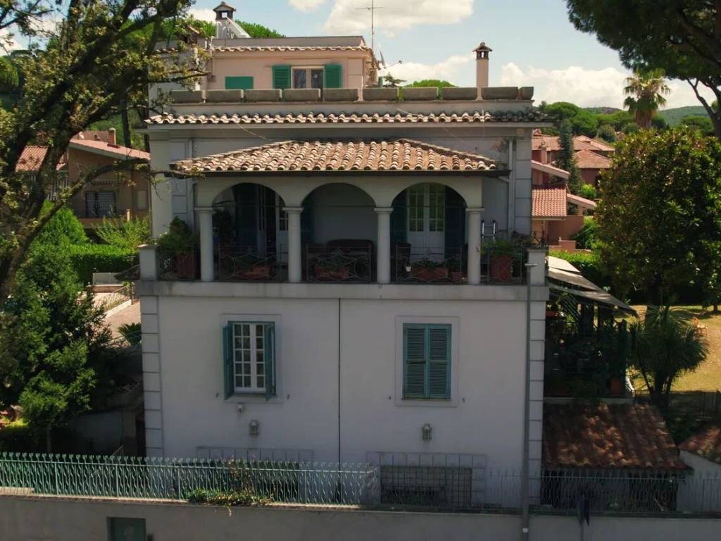 Villa a Grottaferrata in Via 24 Maggio - Foto 3