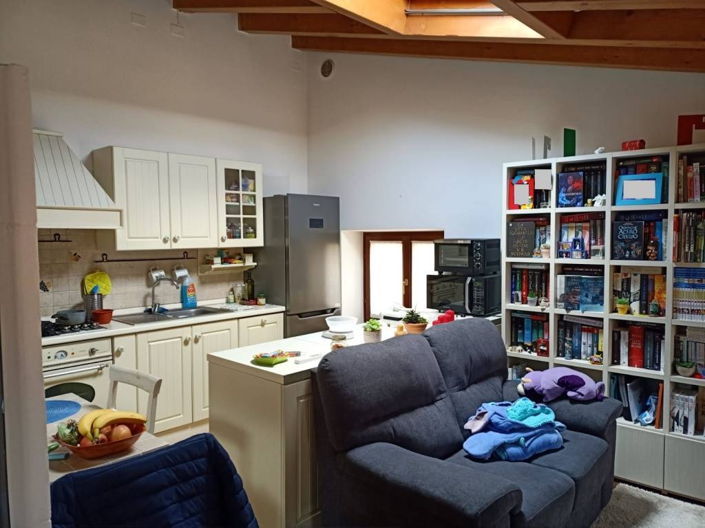 Appartamento a Verona in Via Sottocastello, 29 - Foto 2