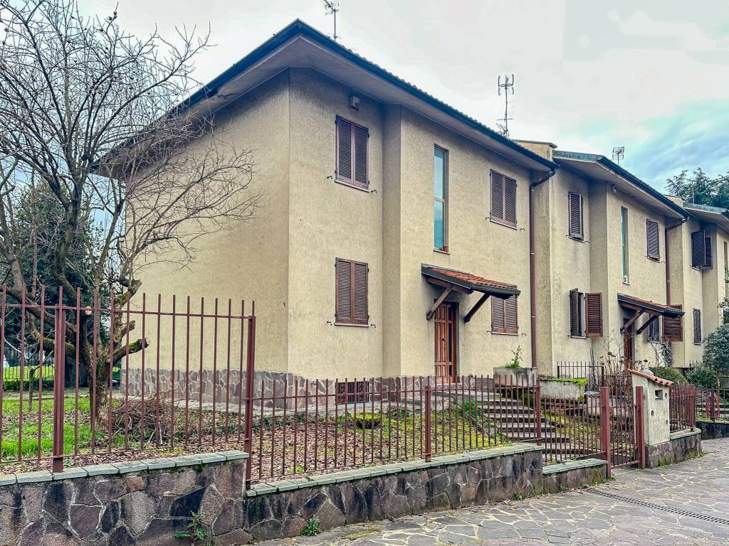 Villetta a schiera a Varedo in Via Venezia, 58 - Foto 3
