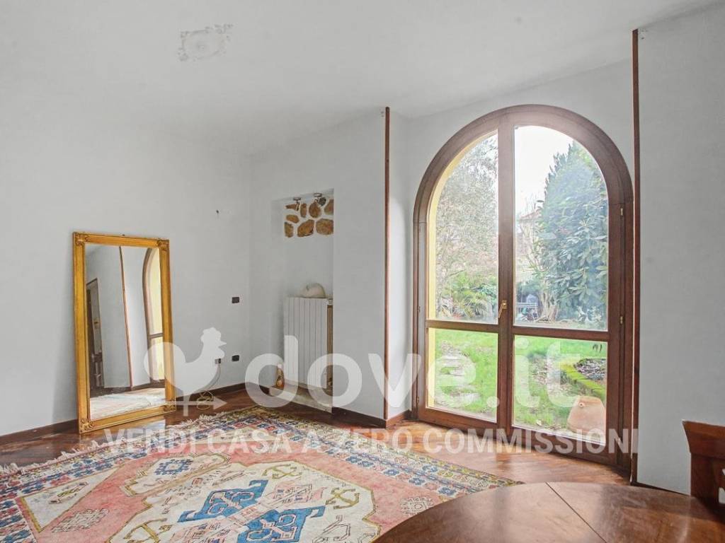 Appartamento a Usmate velate in Via Villa Angioletta, 5 - Foto 3