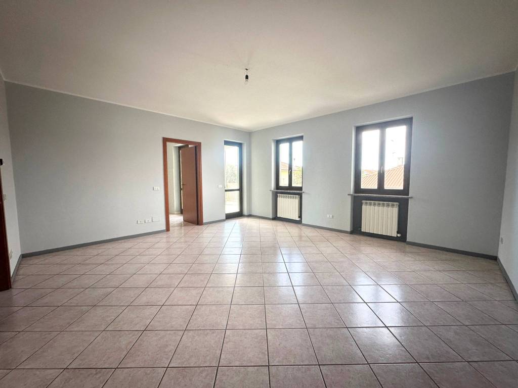 Appartamento a Pombia in Via Leonardo da Vinci - Foto 2