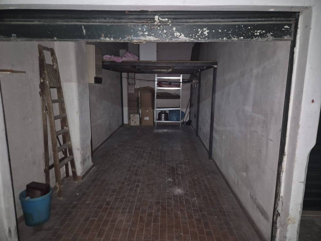 Box / garage a Trani in Via Antonio Gramsci - Foto 4