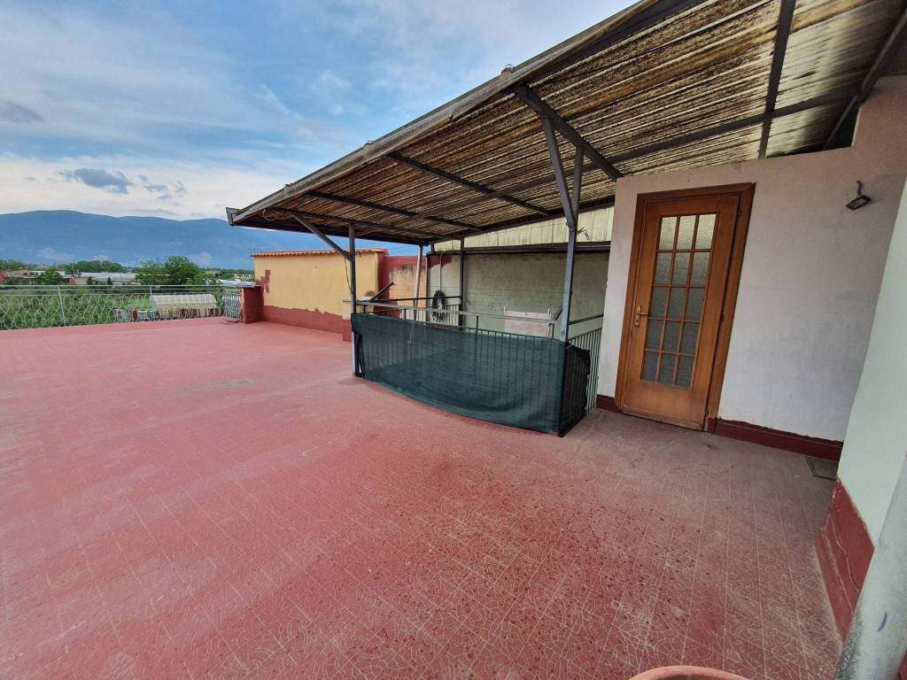 Casa indipendente a Poggiomarino in Via Vincenzo Giuliani, 48 - Foto 5