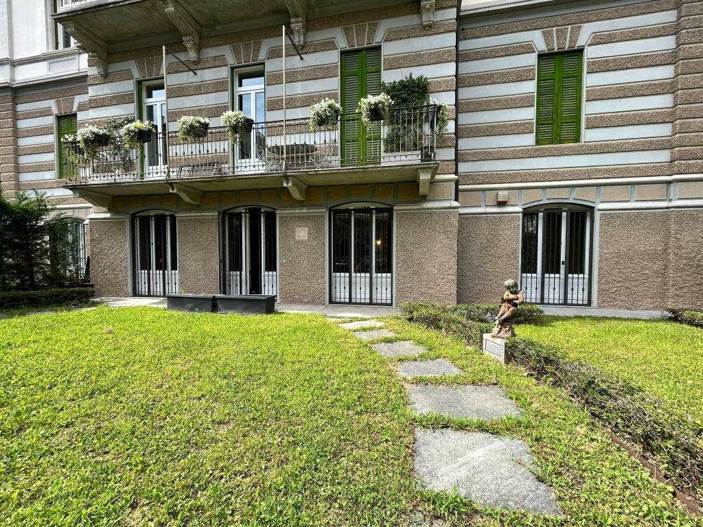 Appartamento a Como in Via Giuseppe Ferrari, 8 - Foto 2