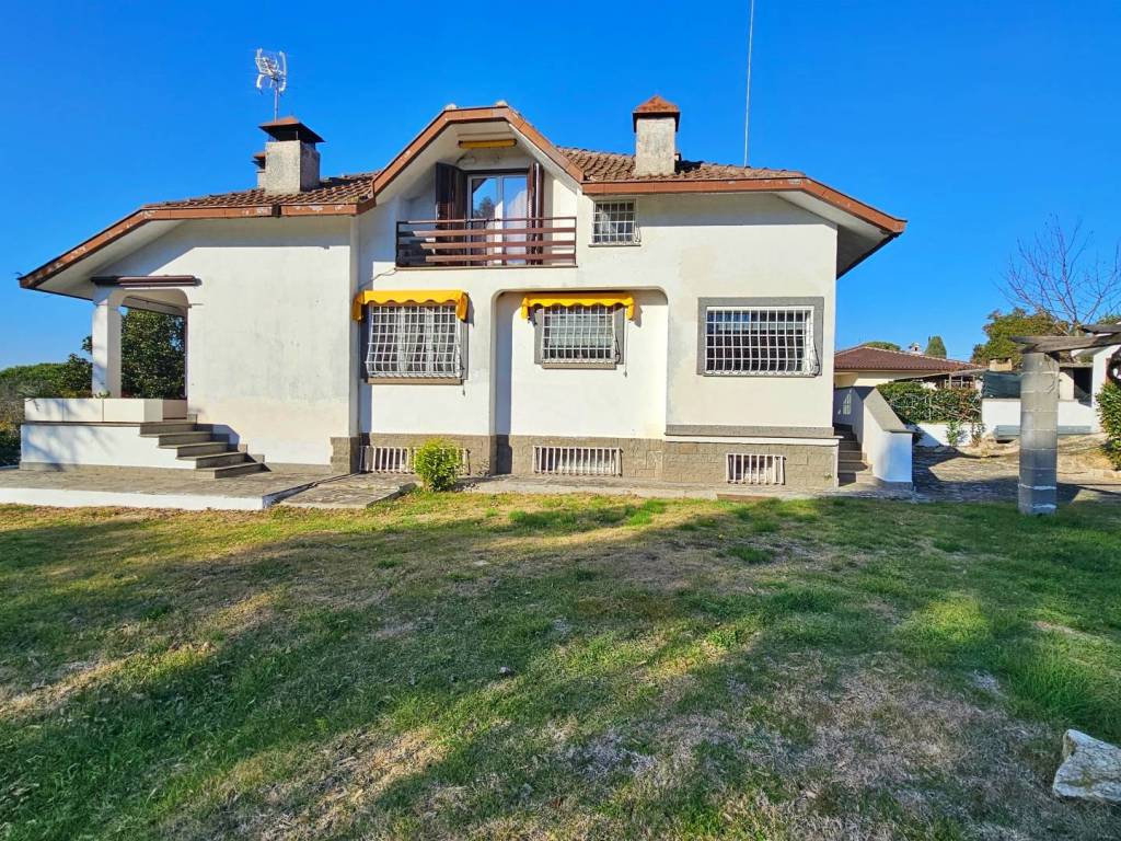 Villa a Sutri in Via dei Passeri - Foto 3